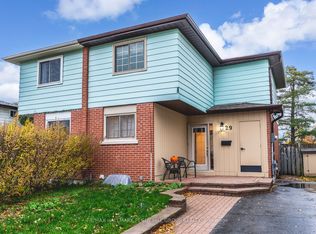 29 Chaucer Cres, Barrie, ON L4N 4T8