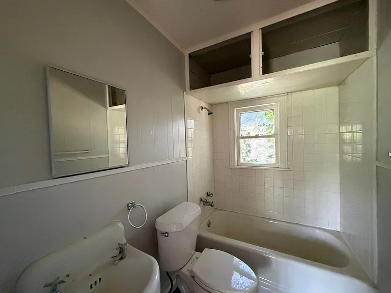 2604 Lasker Ave #B — Photo 7