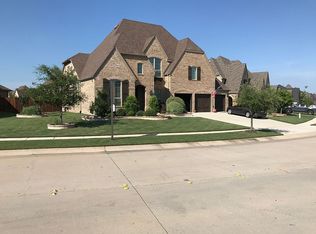 964 Highpoint Way, Roanoke, TX 76262