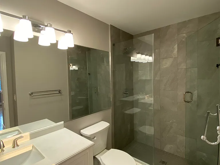 915 Madison St #6C — Photo 10