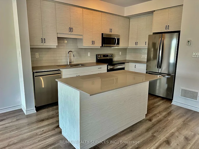 461 Blackburn Dr #22 — Photo 13