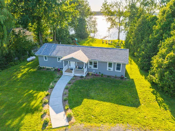 8153 US Route 2, North Hero, VT 05474