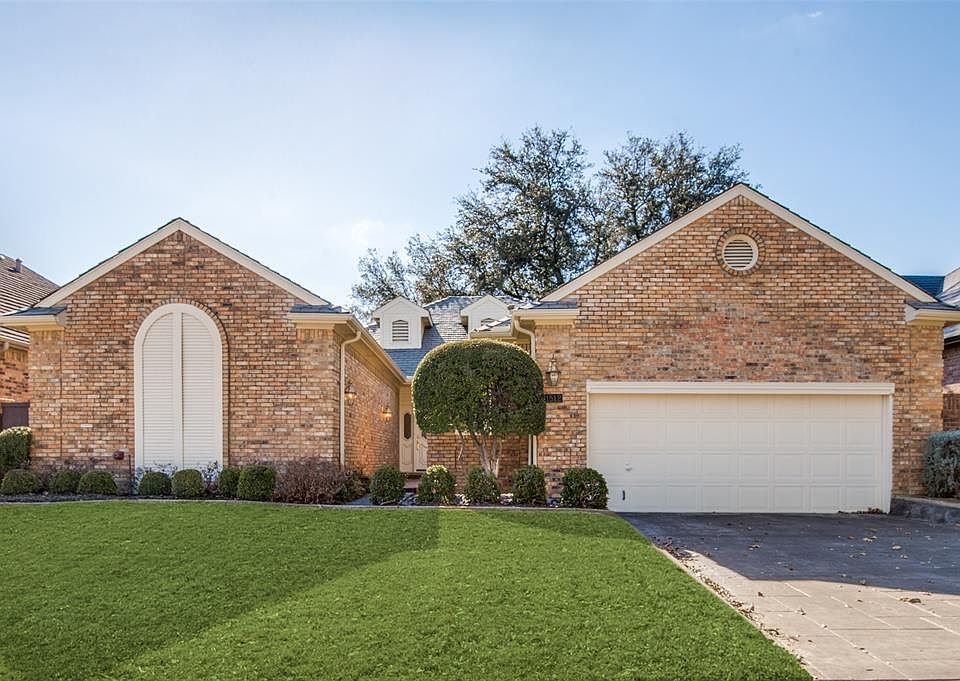 1st image of 1512 Travis Cir S