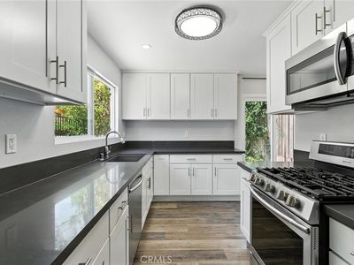 5439 S La Cienega Blvd, Los Angeles, CA, 90056