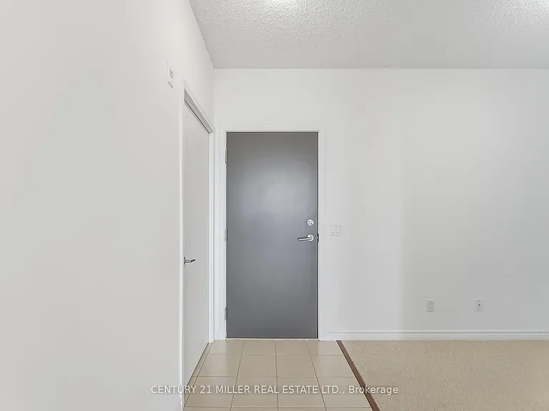 35 Saranac Blvd #Penthouse 08 — Photo 10