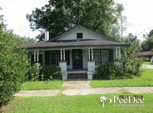 111 State St, Mullins, SC 29574