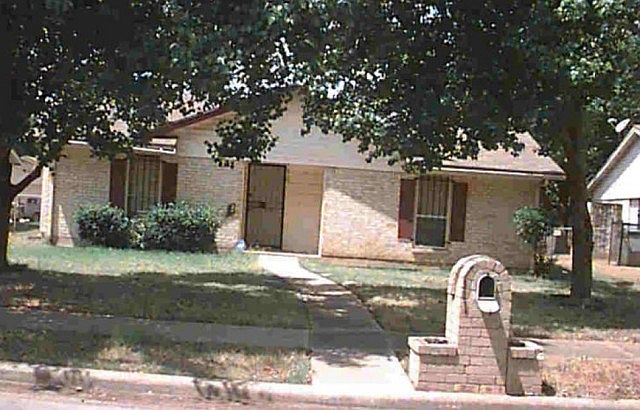 1st image of 727 N Pleasant Woods Dr