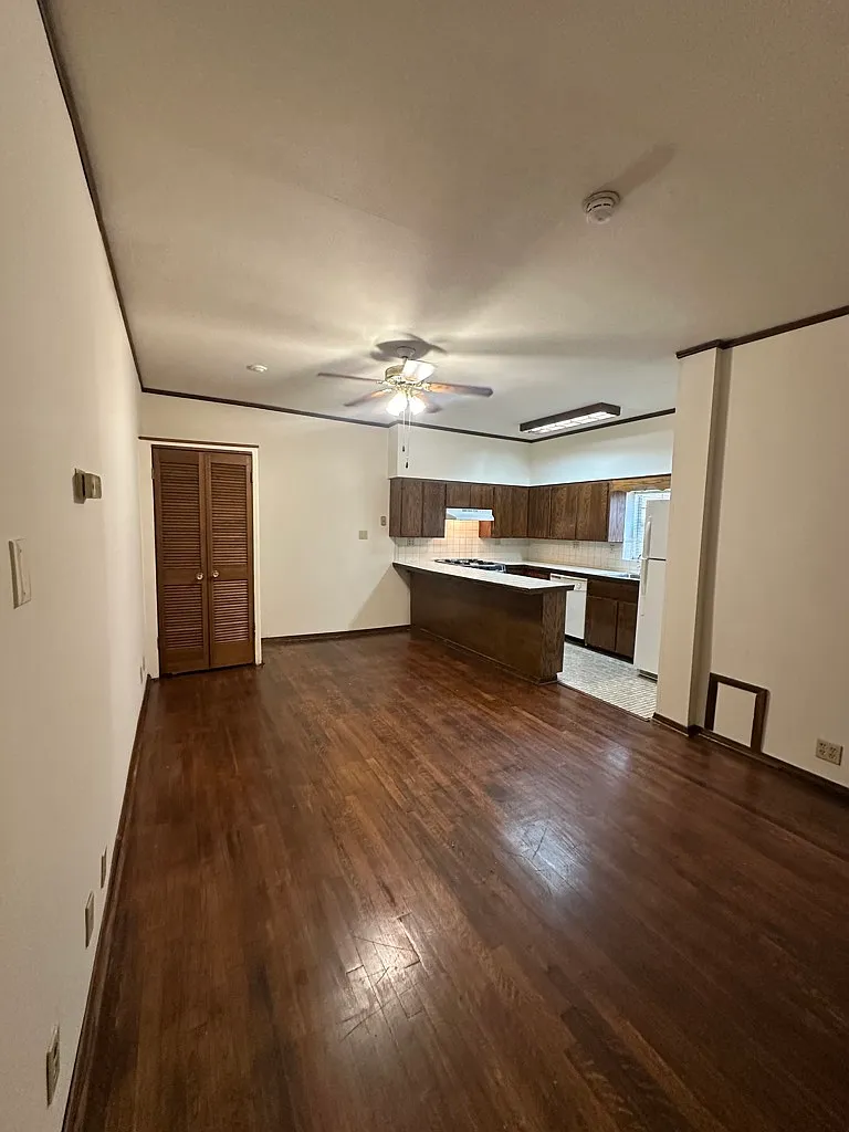 Charming Unit 1 in Annesdale Park, Memphis TN — Photo 3