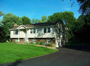 15 Deer Run Rd, Wappingers Falls, NY 12590