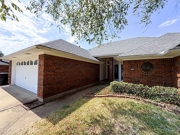 5th image of 5721 Bluebonnett Dr