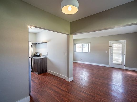 5th image of 10200 E Bay Harbor Dr APT 12C