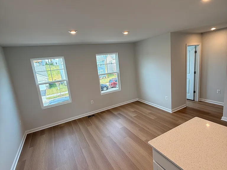 65 Laurin St — Photo 12