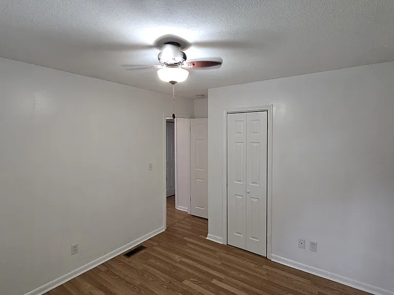 1323 Easy Ln — Photo 9
