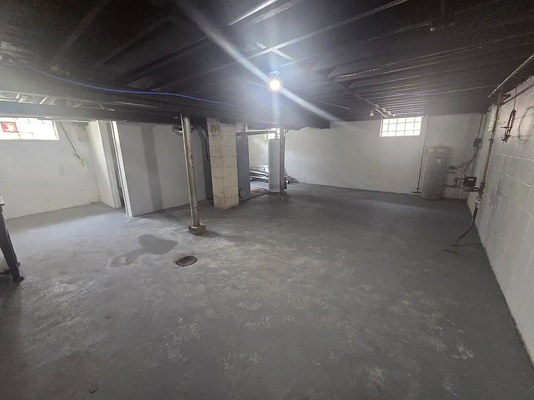 6841 W Fond Du Lac Ave — Photo 11