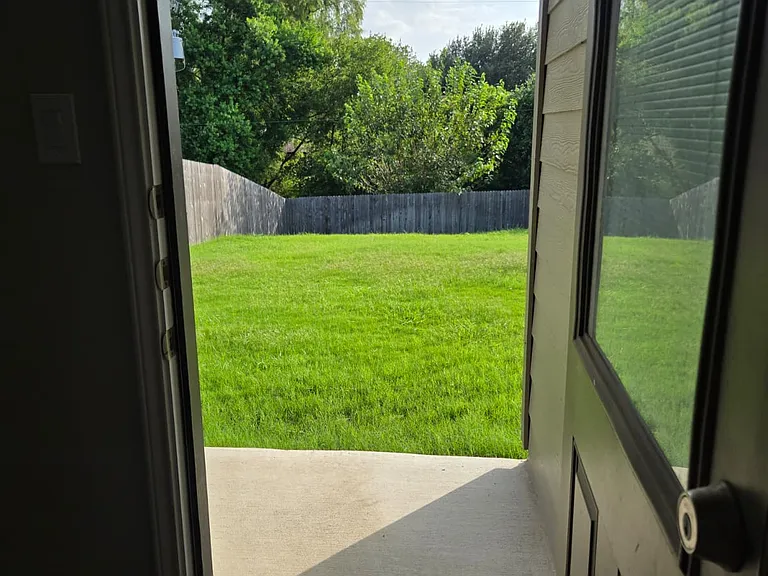 313 Caleb Ct — Photo 42