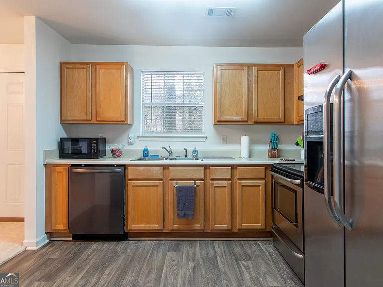 856 Joseph Club Dr SW — Photo 12