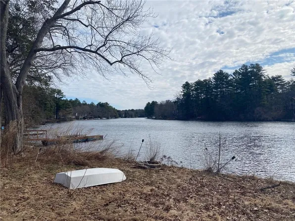 30 Pine Tree Rd, Coventry, RI 02816