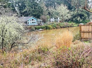 212 Dolphin Ave NE, Ocean Shores, WA 98569