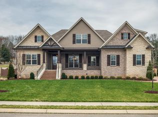 201 W Chandler Ct, Mount Juliet, TN 37122