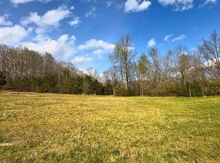 1672 Rabe Coats Rd, Westmoreland, TN 37186