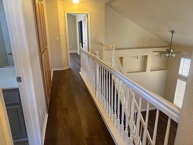 961 Celestine Cir — Photo 34