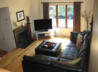 83 Cornhill Pl, Rochester, NY 14608