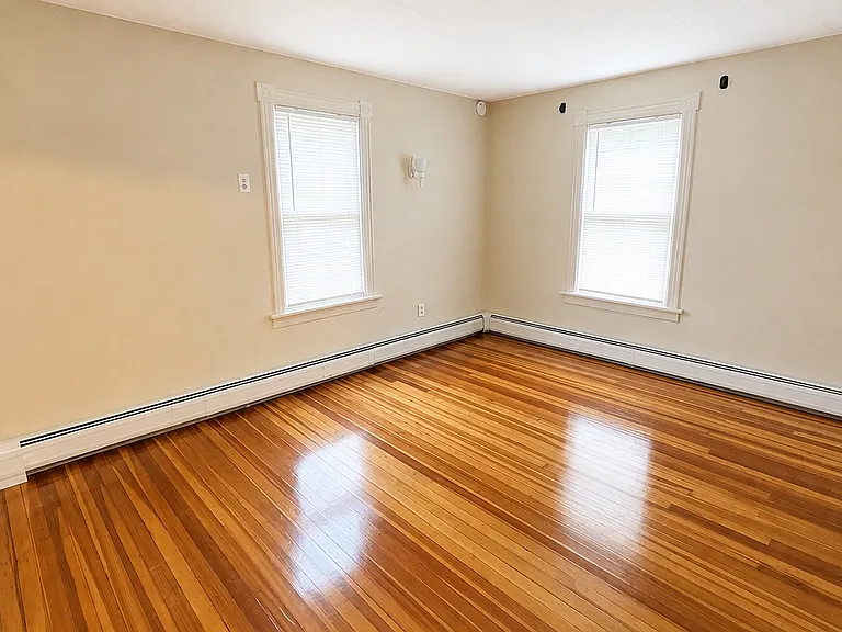 29 Collegeview Ave #1 — Photo 1