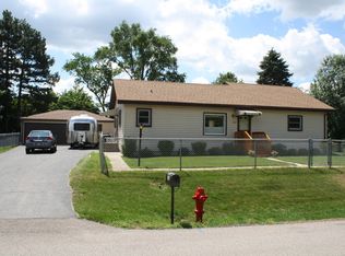 2501 Oakdale Ter, Cary, IL 60013
