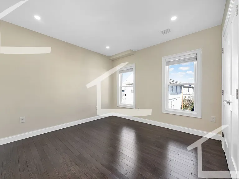 43 Wright Ave #2A — Photo 7