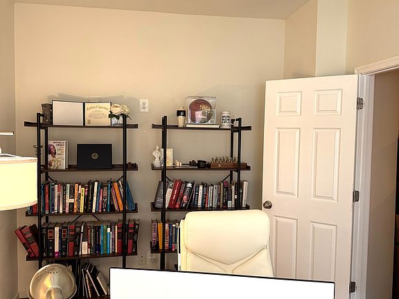 1st floor or bedroom