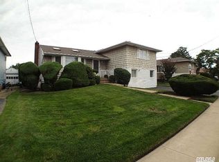 4615 Merrick Rd, Massapequa, NY 11758