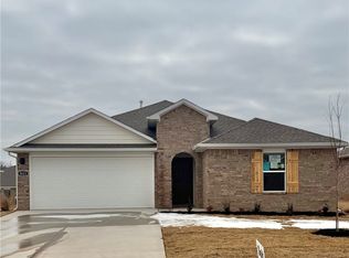 3021 Amarillo Way, Centerton, AR 72736