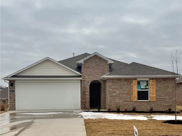 3021 Amarillo Way, Centerton, AR 72736