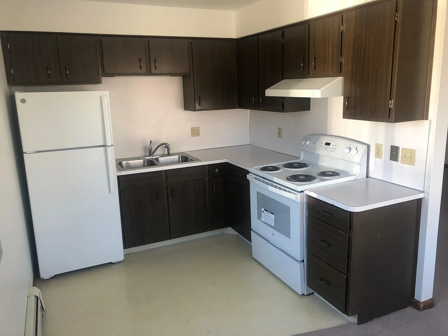 2 bed, 700 sqft, $850 — Photo 4