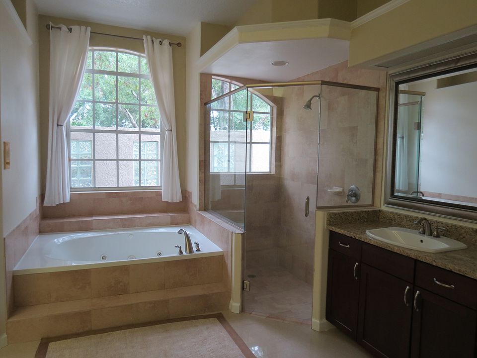 1st image of 7402 Park Springs Cir