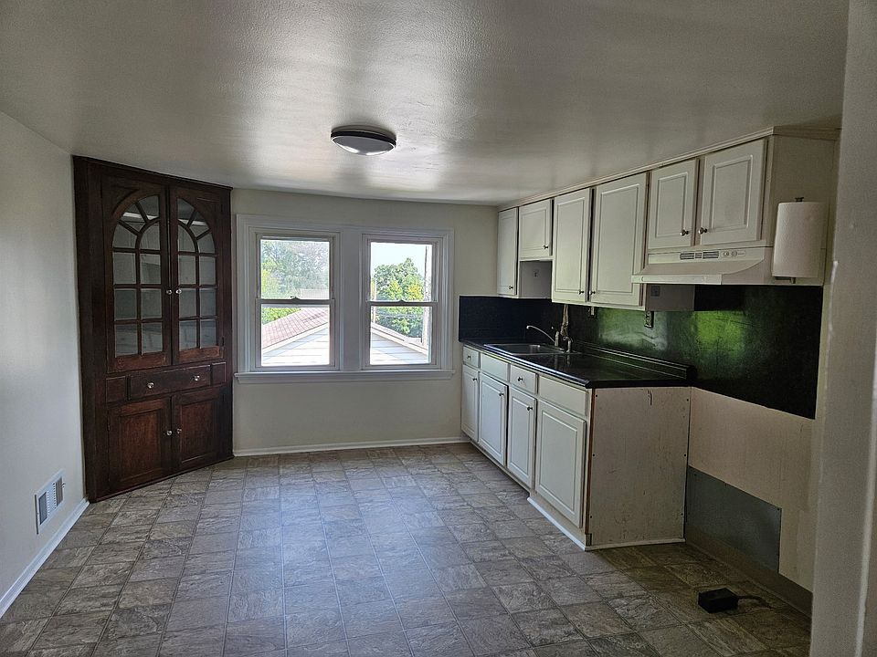 1st image of 330 N Main St #4G