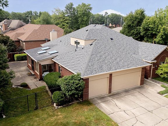 4th image of 8649 Cricket Tree Ln