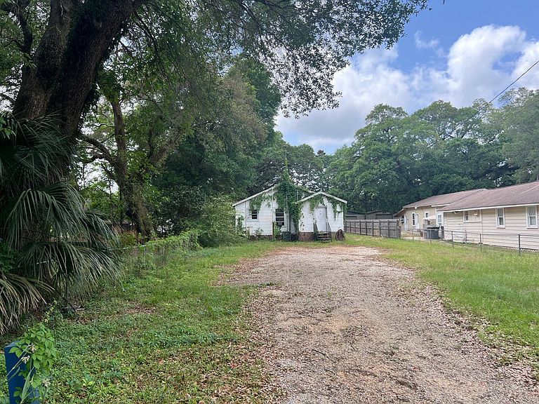 0 Bed 0 Bath Home - 5931 Muldoon Rd, Pensacola, FL thumbnail 2
