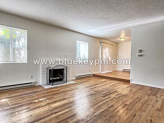 3rd image of 1350 Parrish St