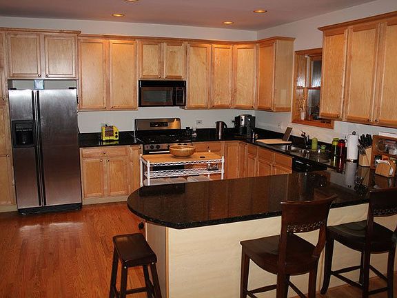 3rd image of 4335 N Ashland Ave APT 1
