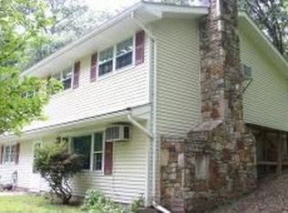 4 Hunters Path, Lebanon, NJ 08833