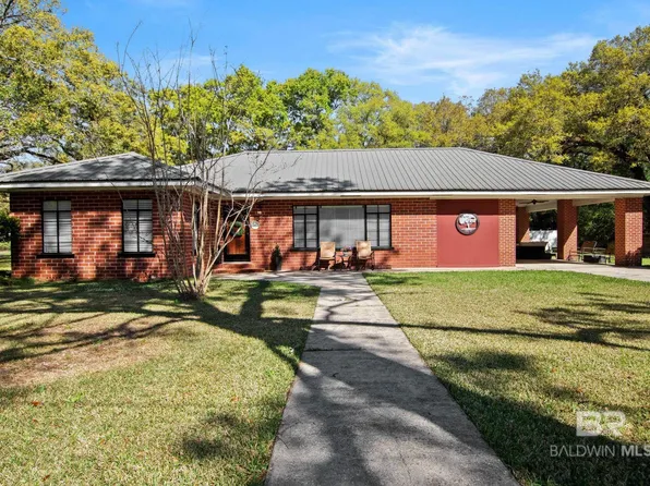 204 W 8th St, Bay Minette, AL 36507