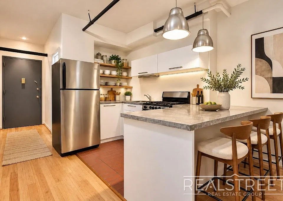 337 Kent Ave #2H