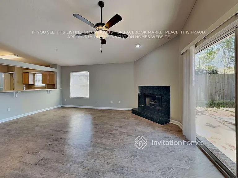 12258 Sutton Estates Cir W — Photo 3