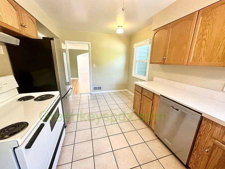 7212 NE Tillamook St — Photo 12