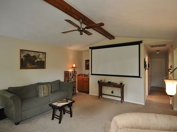 4th image of 1125 Eaglewood Dr