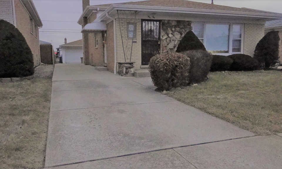 1st image of 510 Escanaba Ave