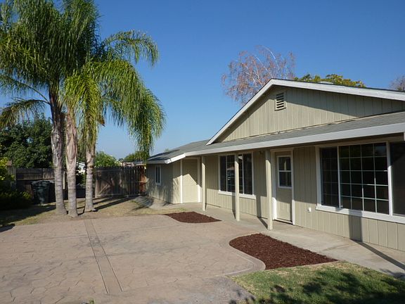 3rd image of 595 Dianne Ct