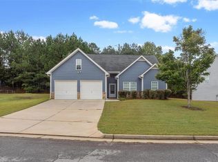 103 Rockefeller Ln, Dallas, GA 30157
