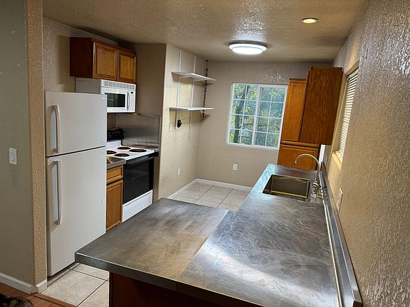 3rd image of 2910 Norman Way